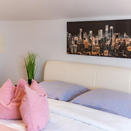 Apartman Petra S Pogledom Na More Banjol Eksteriør billede